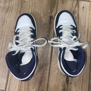 Nike air Jordan 1 size 4y or 5.5 women